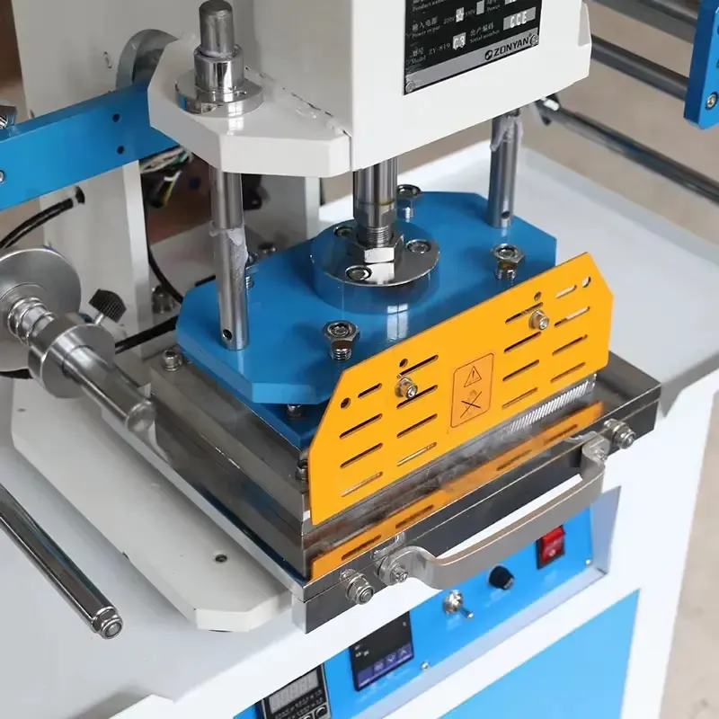 Machine de marquage à chaud numérique pour cuir, cartes et emballages - image 3